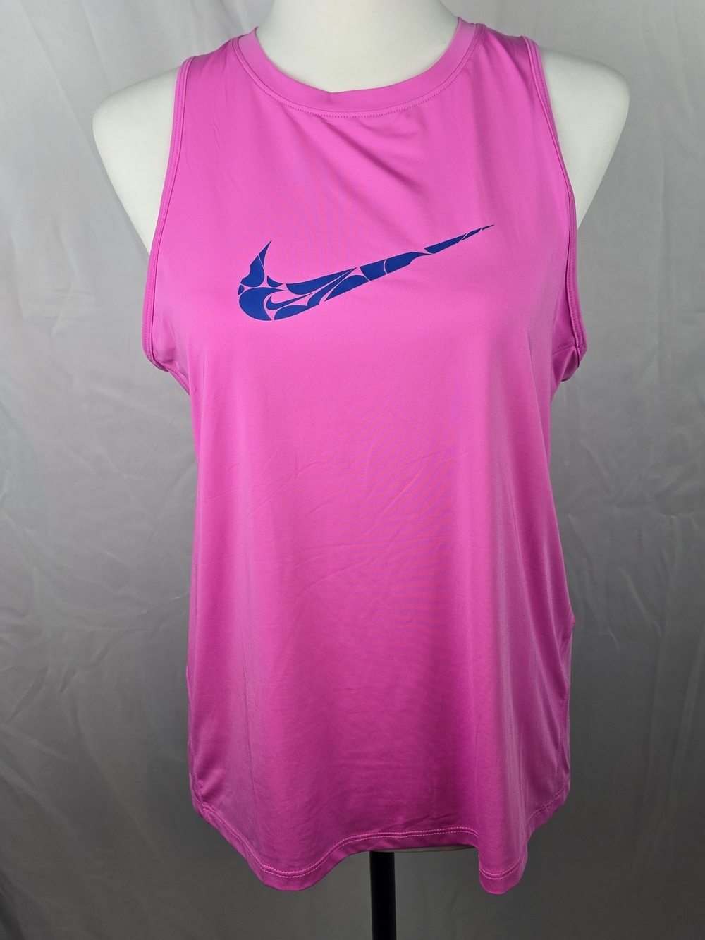 Nike One Women's Swoosh Tank Top Size Medium